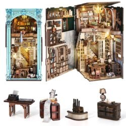 Hemingway House – DIY Book Nook Kit Hemingway House – DIY Book Nook Kit